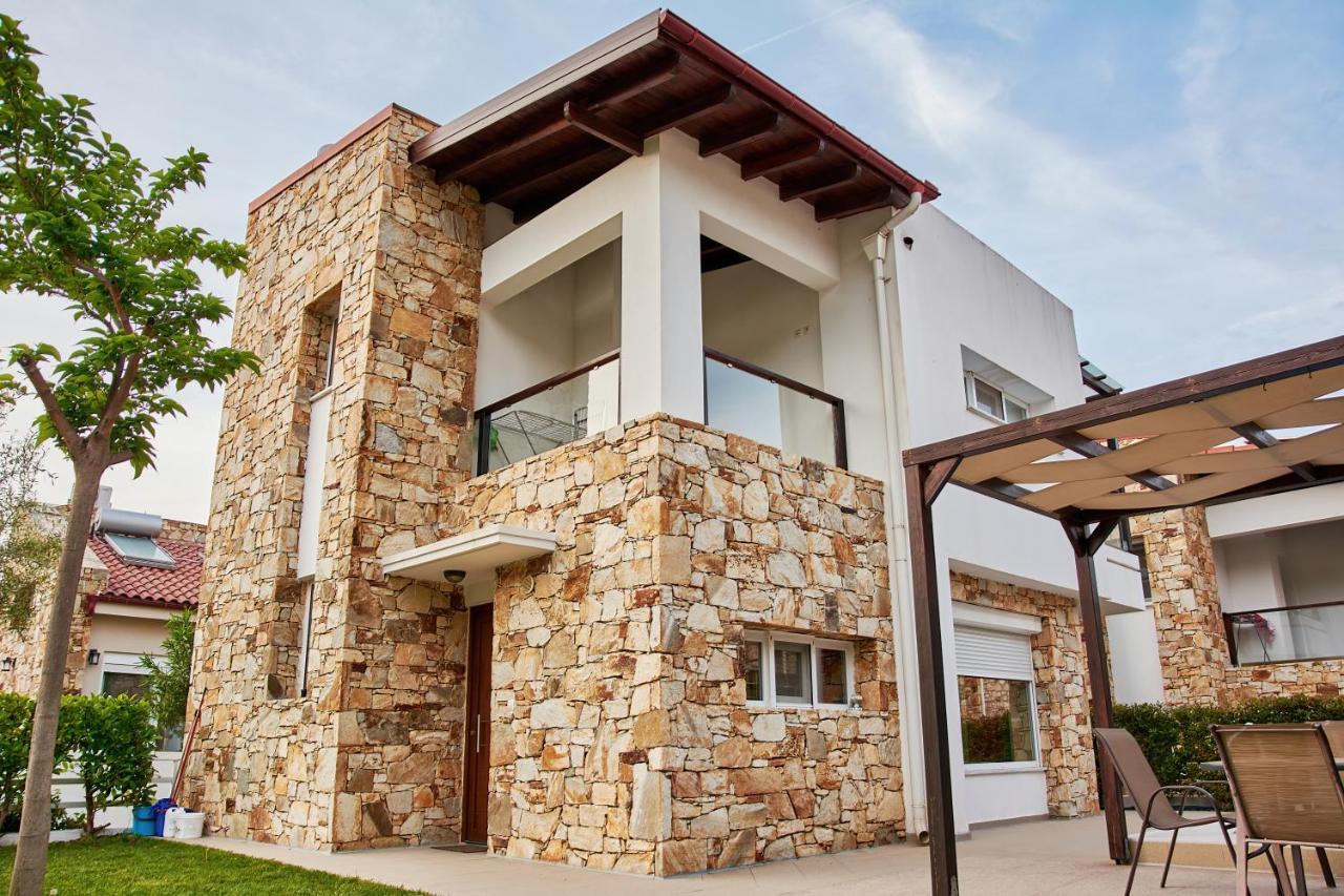 Petritis Villas Nea Iraklitsa Ngoại thất bức ảnh